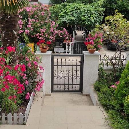 Apartman Eli Ровинь Экстерьер фото