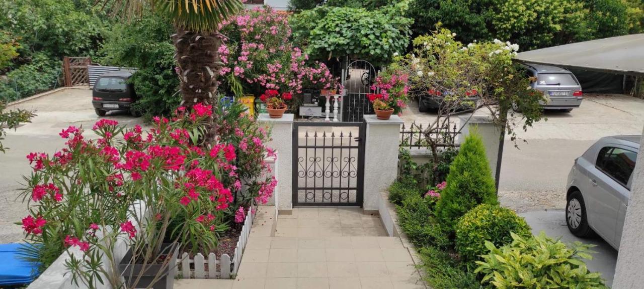 Apartman Eli Ровинь Экстерьер фото