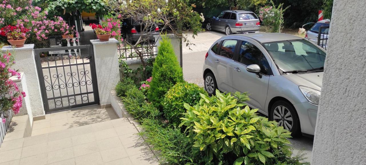 Apartman Eli Ровинь Экстерьер фото